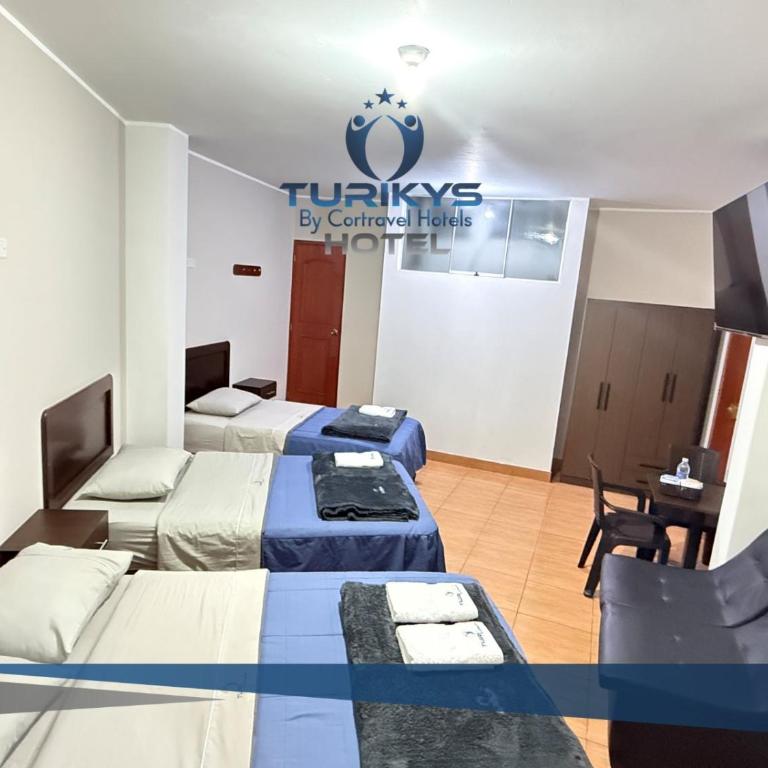 Hotel Turikys Churin - Habitación Familiar con baño privado - 1