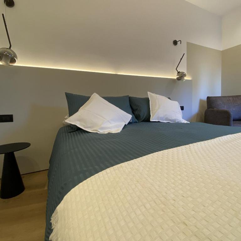 Primo Piano Acireale - Room & Relax - Camera Matrimoniale con Letto Supplementare - 8