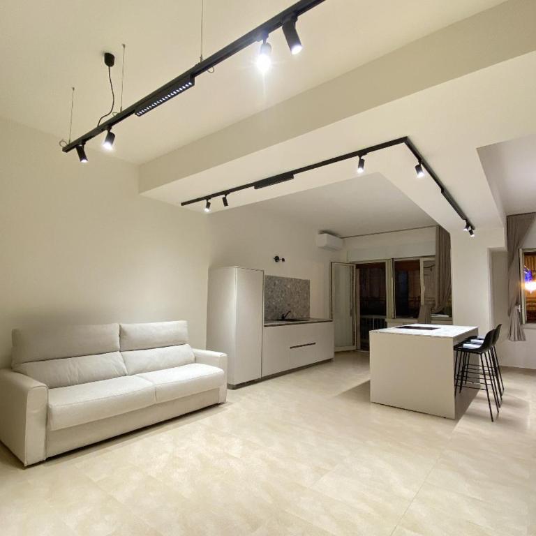Primo Piano Acireale - Room & Relax - Appartamento Superior con 2 Camere da Letto - 3