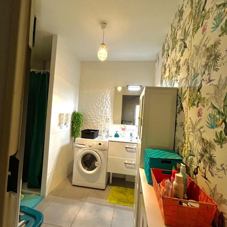 Chambre privée chez habitant à Sète - Chambre Double avec Salle de Bains Commune - 1
