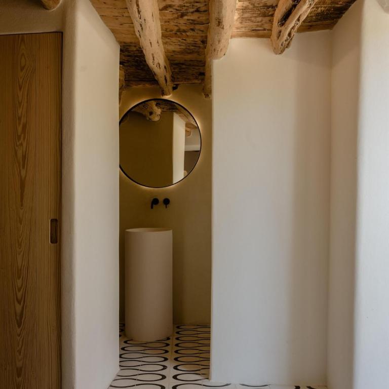Villa Can Nikita Ibiza Unique Authenticity A soulful Ibizan retreat where nature and luxury embrace - Villa - 40