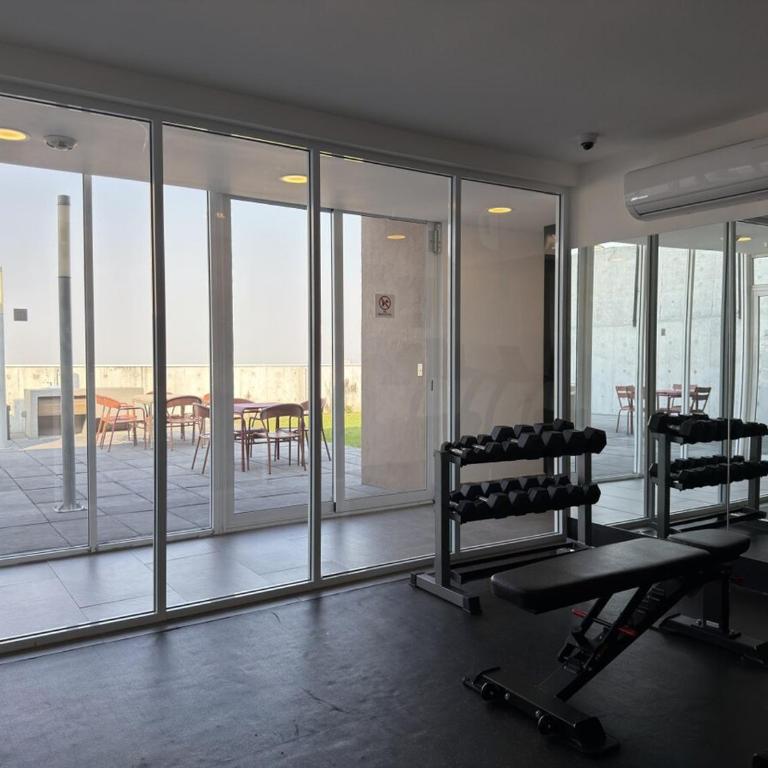 Dpto céntrico con Piscina y Gym - Two-Bedroom Apartment with Balcony - 36