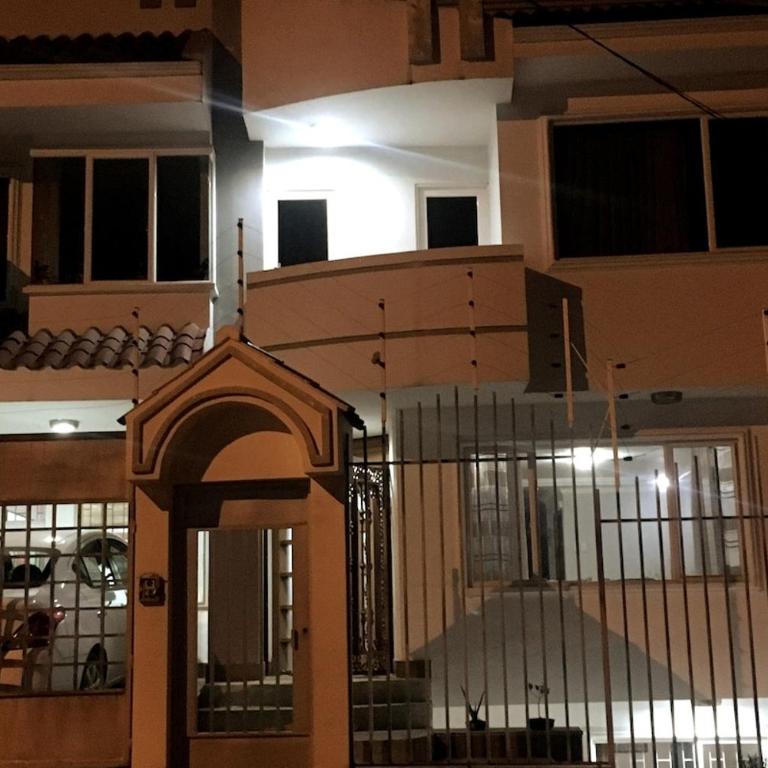 Castellana Loja House Casa Época - Casa de 3 dormitorios - 81