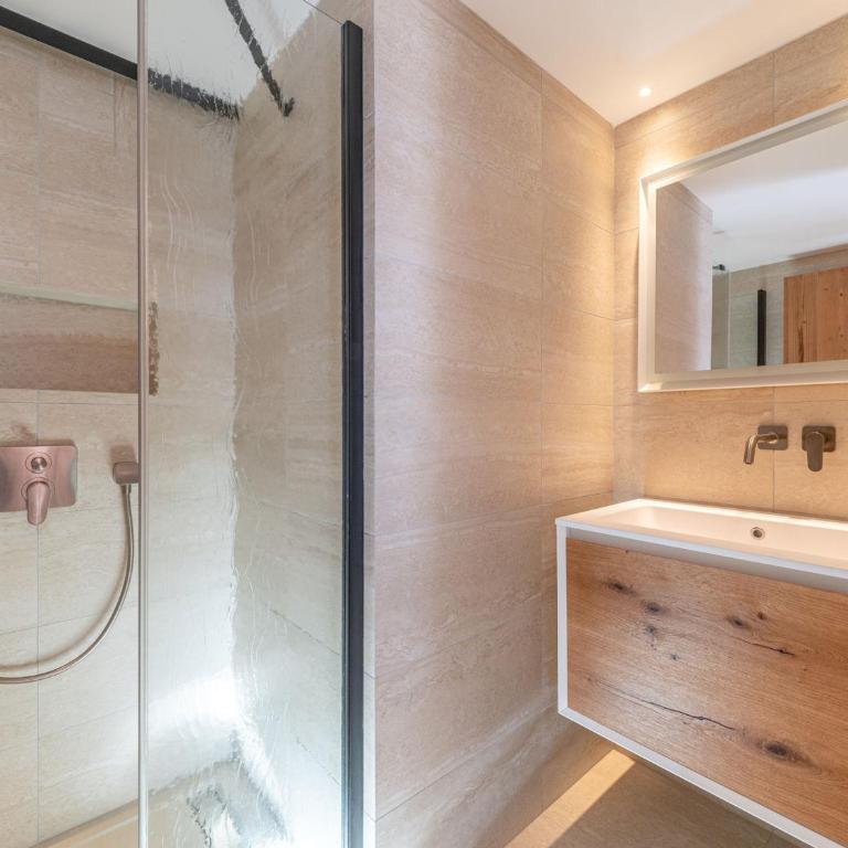Luxueux appartement avec jacuzzi privé et piscine - FR-1-694-438 - Appartamento - 11