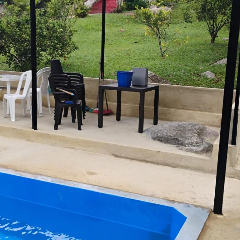 Apto Privado - Quinta Divina Providencia - Two-Bedroom Apartment with Pool View - 46
