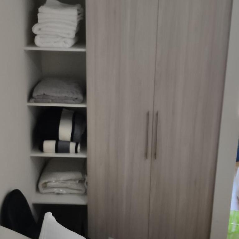 Único, Selecto y precioso departamento Ave Paraíso - Apartamento - 2