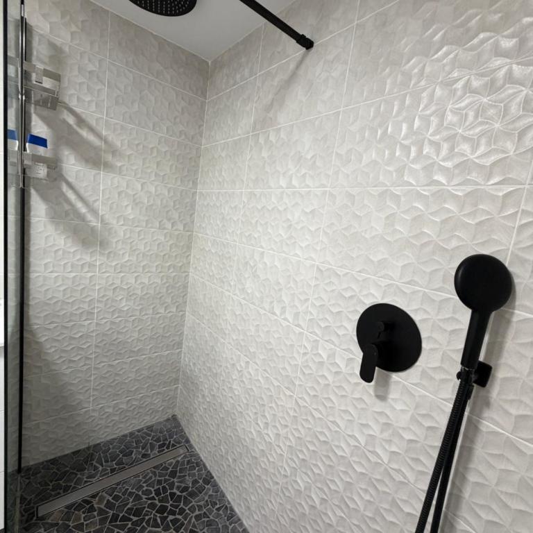 Across from the Turia Modern City Stay - Two-Bedroom Apartment - 19