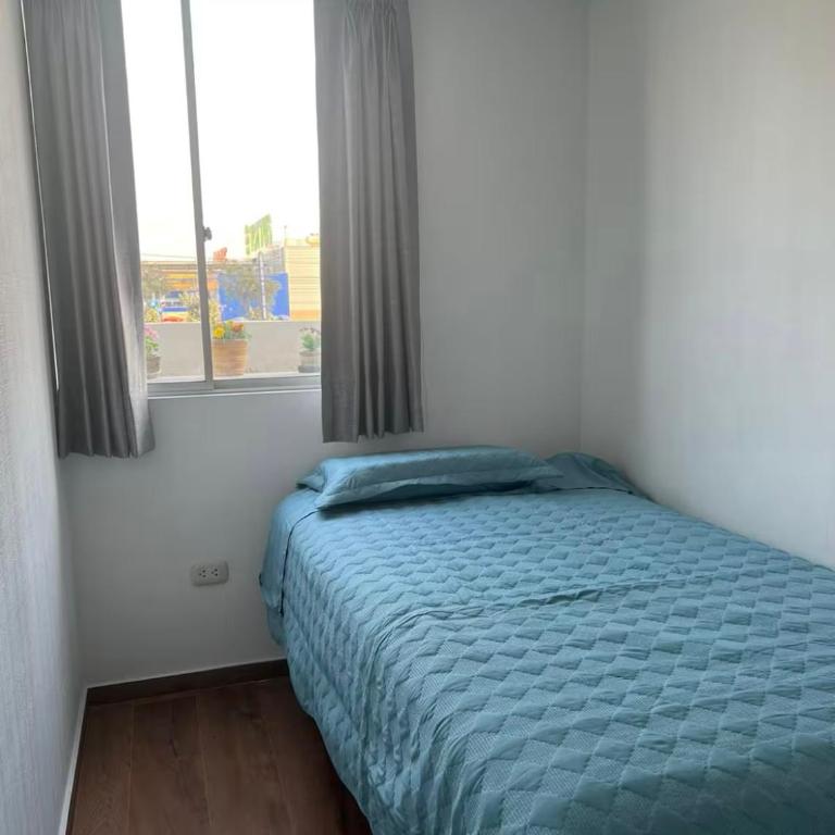 Departamento cómodo a 20 minutos del aeropuerto - Three-Bedroom Apartment - 5