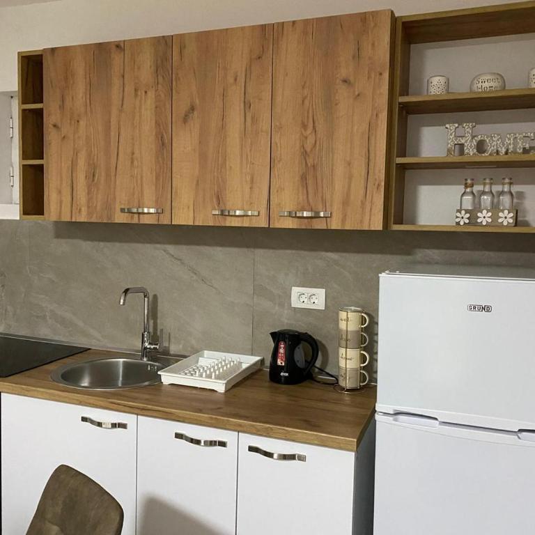 Vila Seawolf Apartments - Family Room - 6
