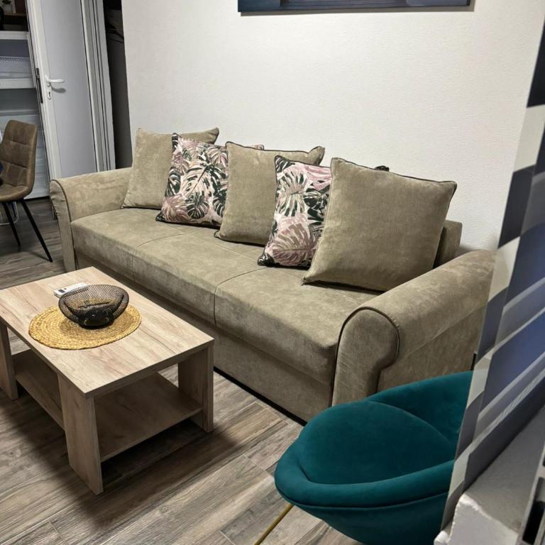 Vila Seawolf Apartments - Family Room - 5