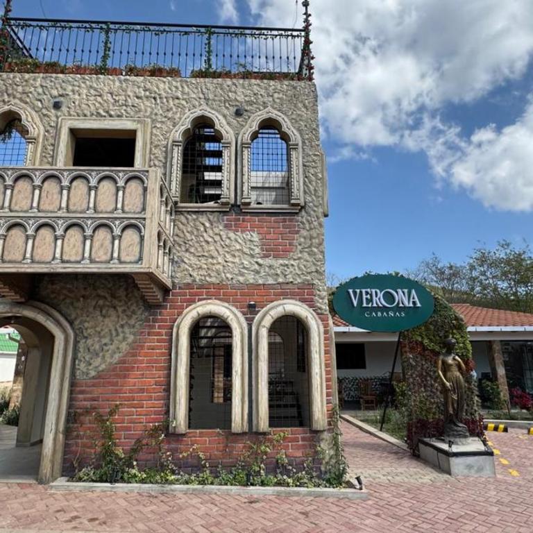 VERONA Cabañas - Three-Bedroom Apartment - 4