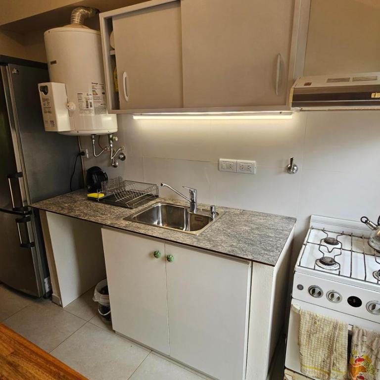 Excelente Departamento Azcuenaga - Two-Bedroom Apartment - 8