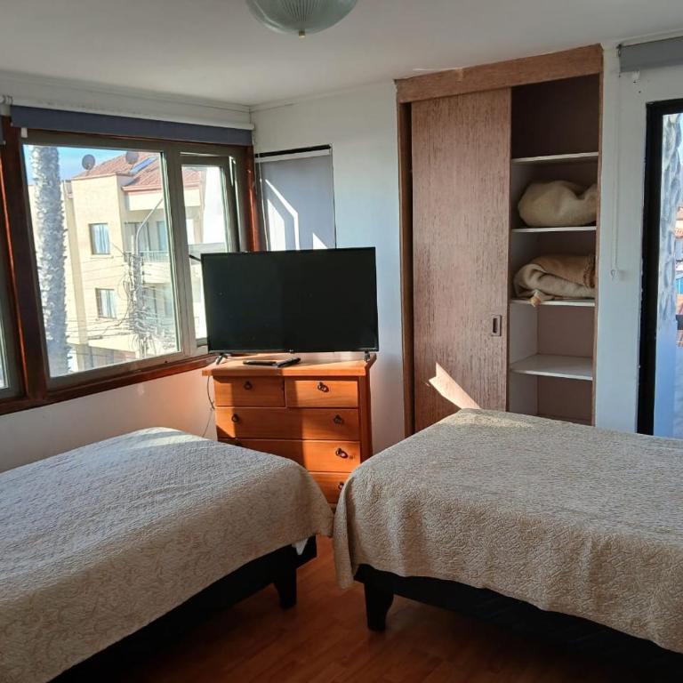 Departamento a metros de la playa - Two-Bedroom Apartment - 2