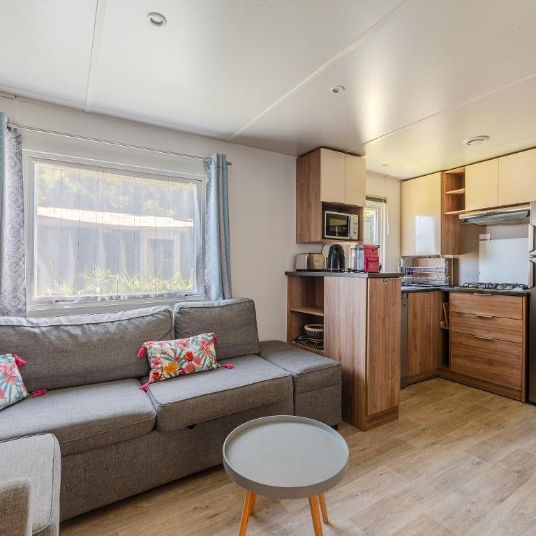 Grand mobilhome GSL Vacances à Saint Cyprien proche mer - Mobile Home - 10