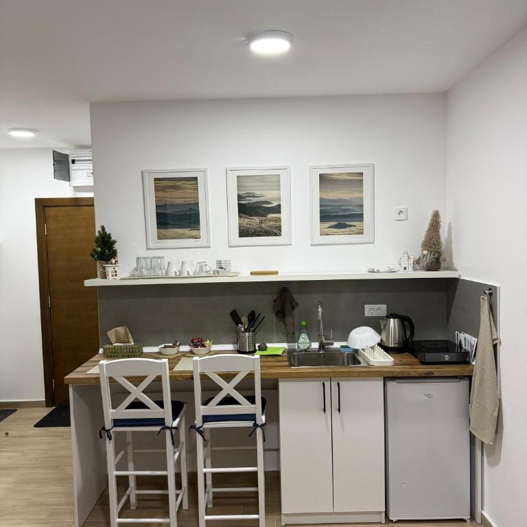 President Kop - Economy Triple Room - 2