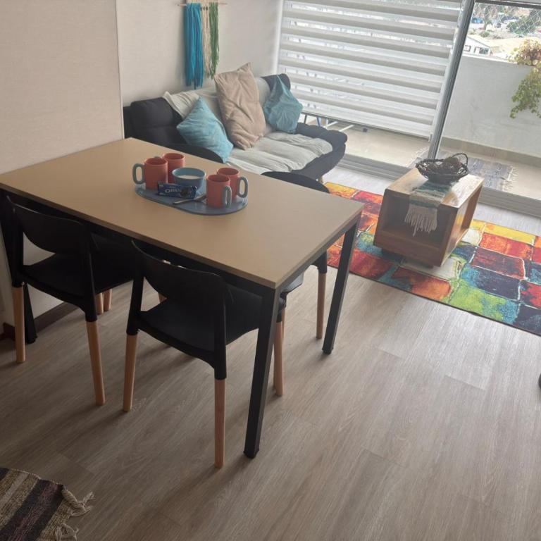 Departamento acogedor con wifi y parking ideal para descanso o teletrabajo - Two-Bedroom Apartment - 1