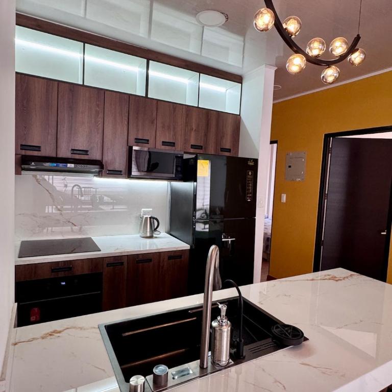 Luxury Smart Loft - Massager and Smart Bathroom - Two-Bedroom Apartment - 2
