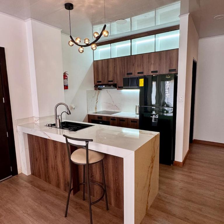 Luxury Smart Loft - Massager and Smart Bathroom - Two-Bedroom Apartment - 3