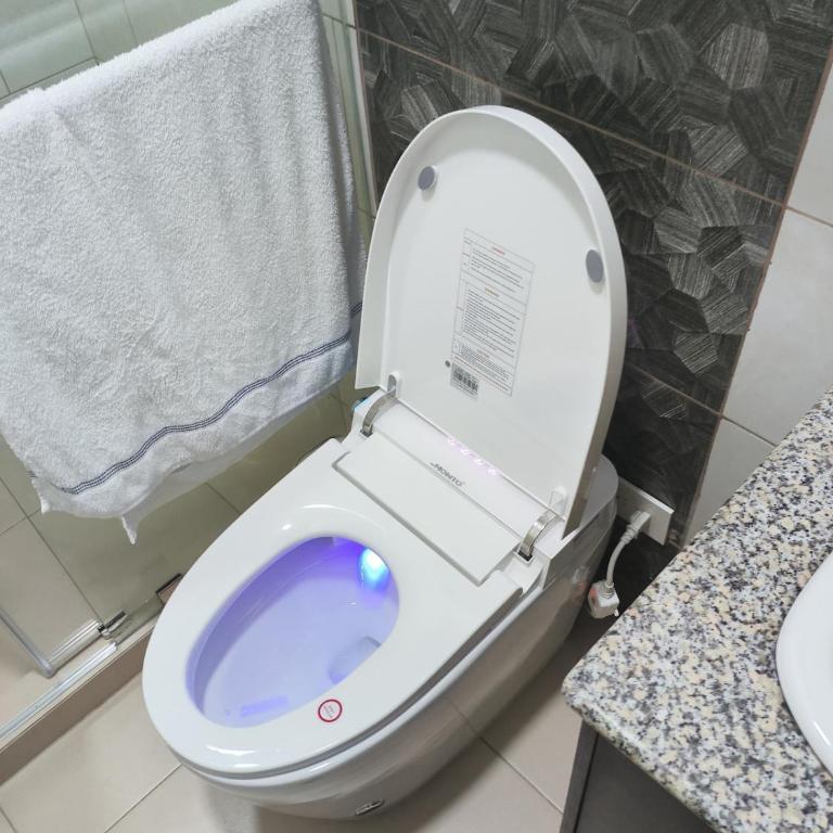 Luxury Smart Loft - Massager and Smart Bathroom - Two-Bedroom Apartment - 10