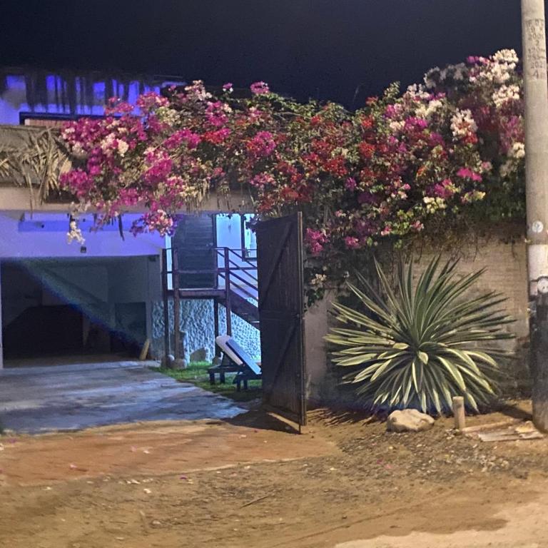 CASA ADRIEL Mancora - Four-Bedroom House - 7
