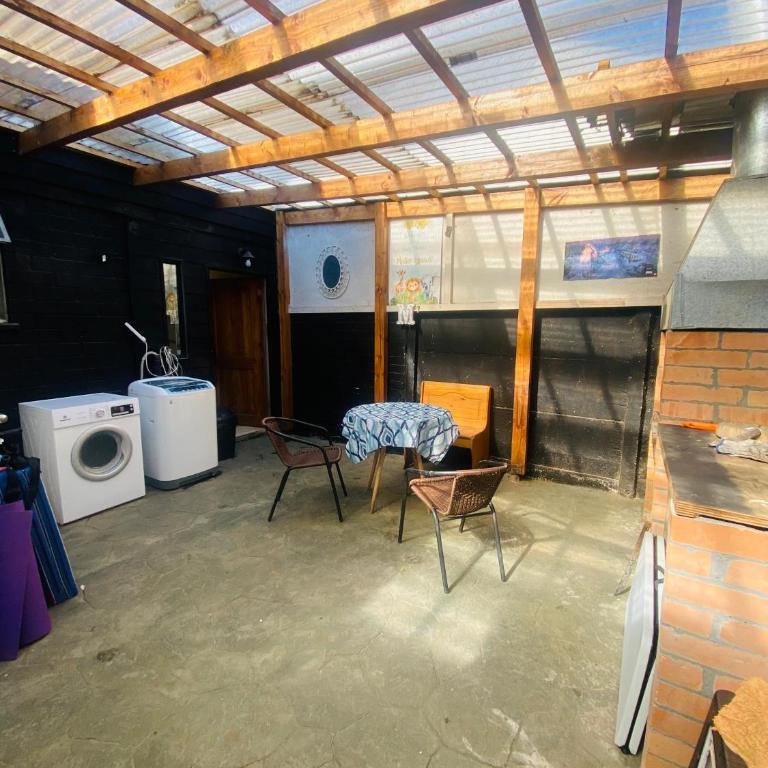 Bella casa con excelente ubicación en Puerto Montt - Three-Bedroom House - 14