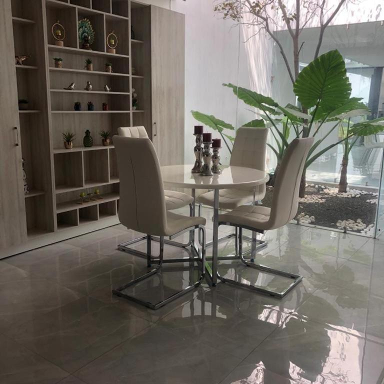 Casa para 16 personas con alberca climatizada - Casa de 4 dormitorios - 77