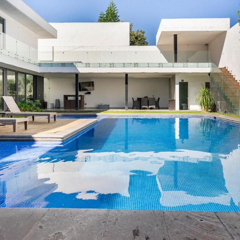 Casa para 16 personas con alberca climatizada - Casa de 4 dormitorios - 83
