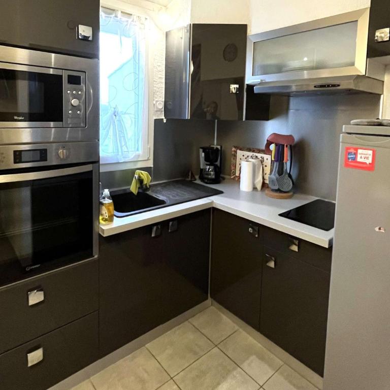 Studio mezzanine climatisé pour 5 avec parking, à 800m de la plage - FR-1-607-238 - Apartment - 6