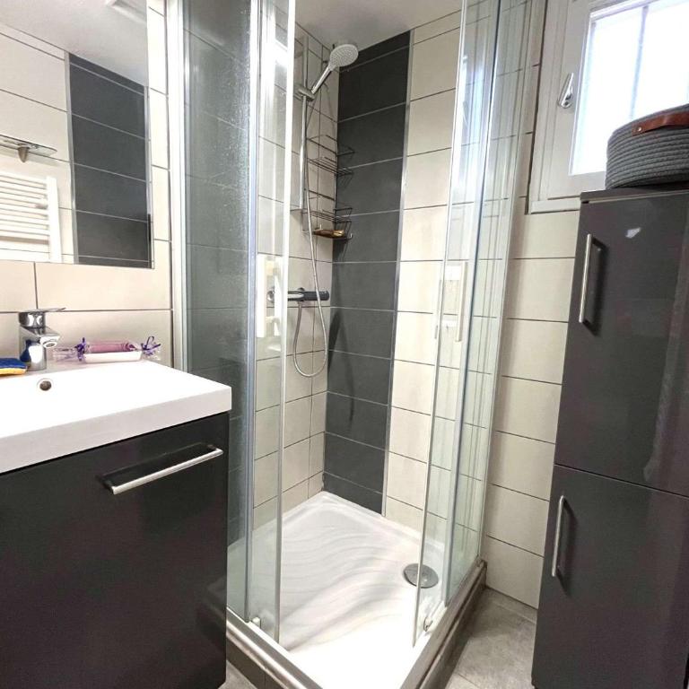 Studio mezzanine climatisé pour 5 avec parking, à 800m de la plage - FR-1-607-238 - Apartment - 14