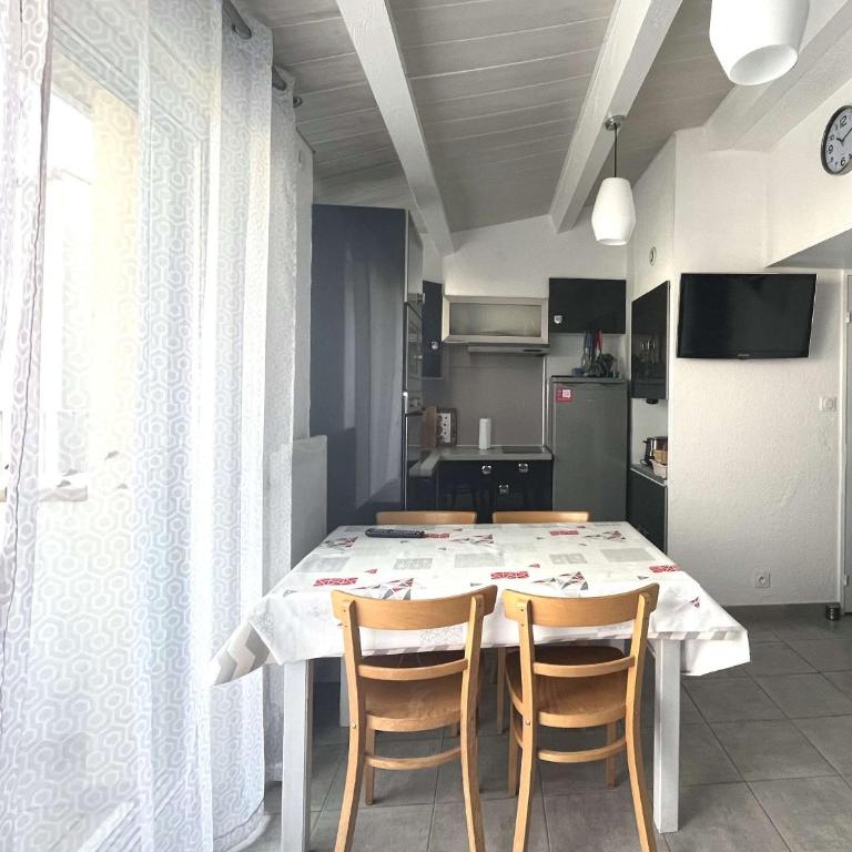 Studio mezzanine climatisé pour 5 avec parking, à 800m de la plage - FR-1-607-238 - Apartment - 16