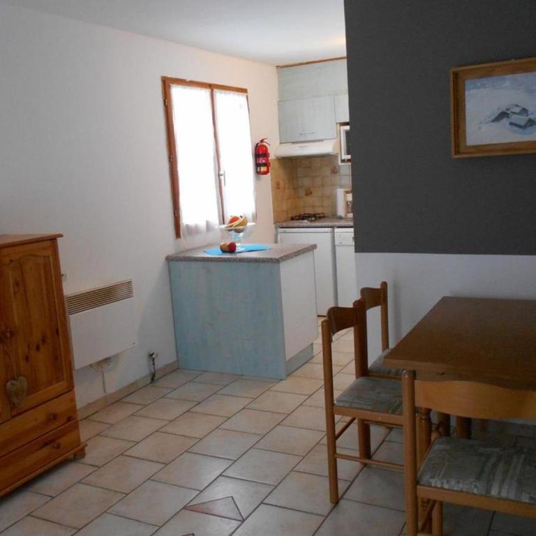 Chalet confortable avec terrasse pour 6 pers. - API-1-52-1382 - Chalet - 6