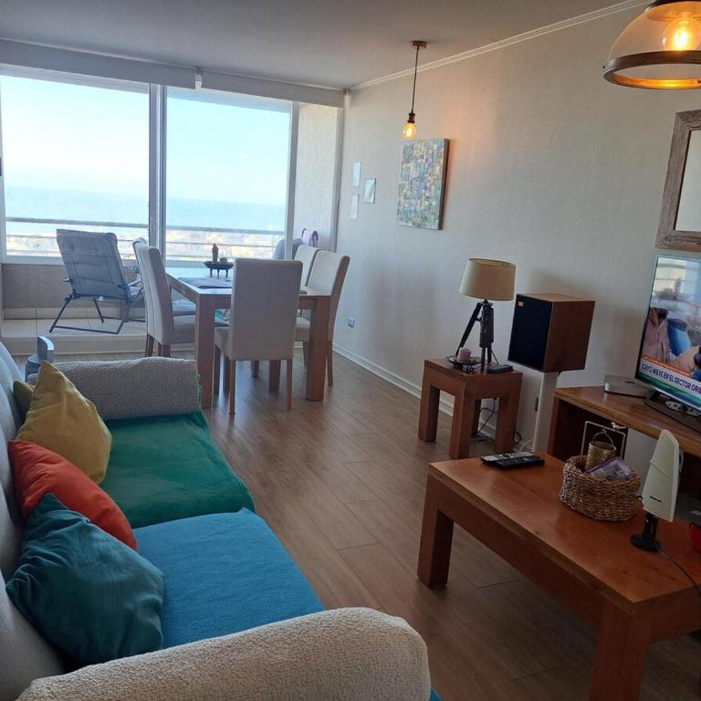 3D2B apartment, nice view of the Pacific, 3 beds - Three-Bedroom Apartment - 2
