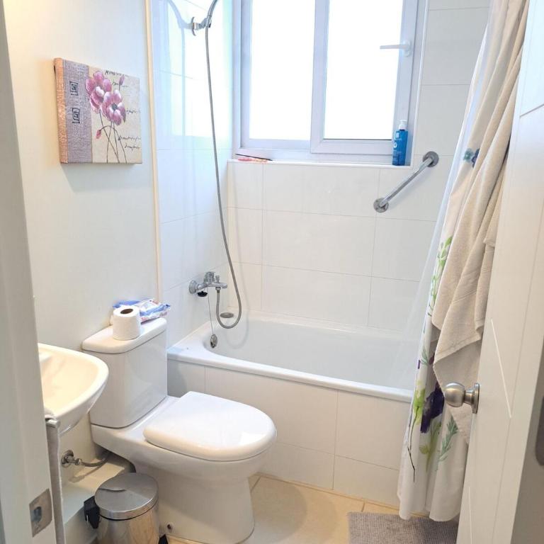 3D2B apartment, nice view of the Pacific, 3 beds - Three-Bedroom Apartment - 4