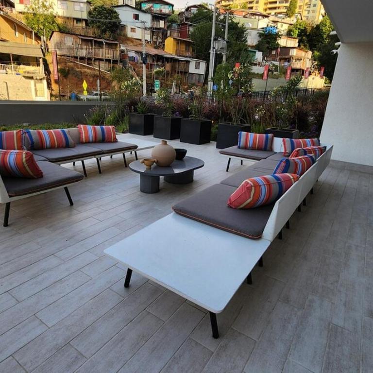 Departamento Familiar con Piscina, Terraza y Estacionamiento - Two-Bedroom Apartment - 81