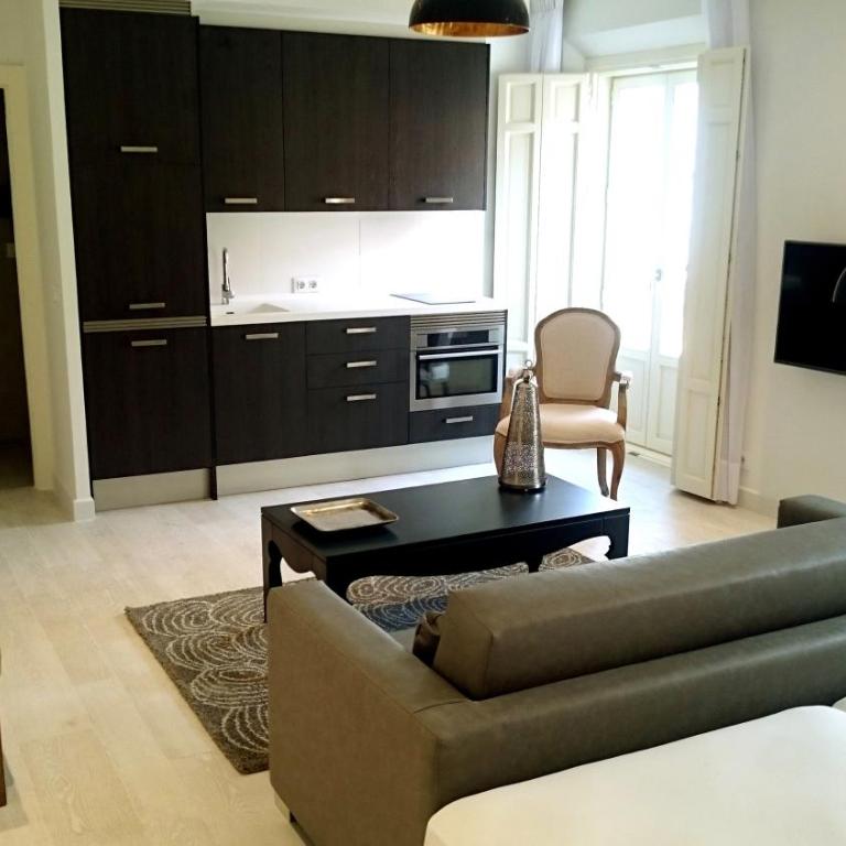 El Armador Casa Palacio by Luxury Suites Cádiz - Estudio Deluxe con balcón - 12