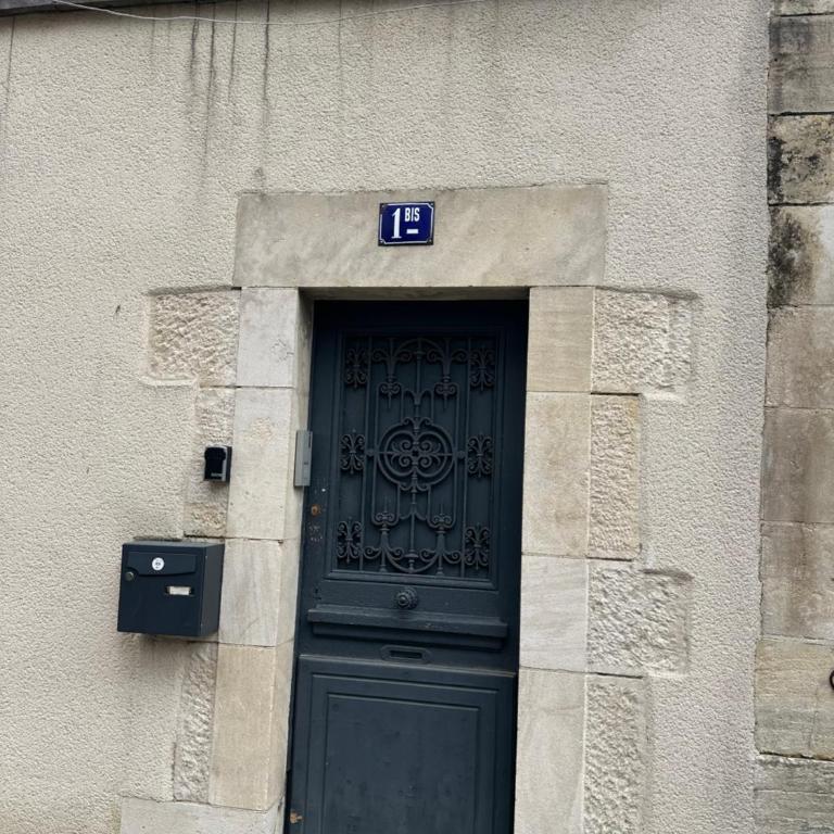 Duplex 4 personnes centre ville Historique Bourges - Maison 2 Chambres - 15