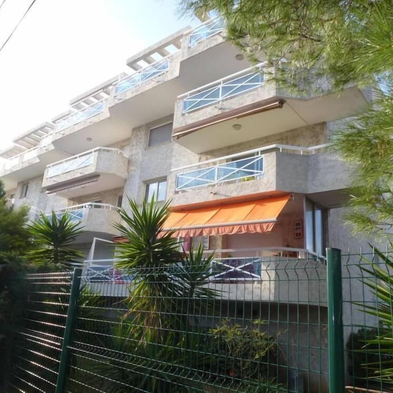 APARTMENT T3 - Private parking - 300 m SEA & BEACH - Two-Bedroom Apartment - 9