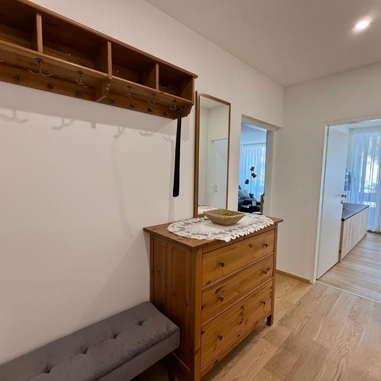Appartement mit Balkon und Hallenbad - Apartment mit 2 Schlafzimmern und Bergblick - 27