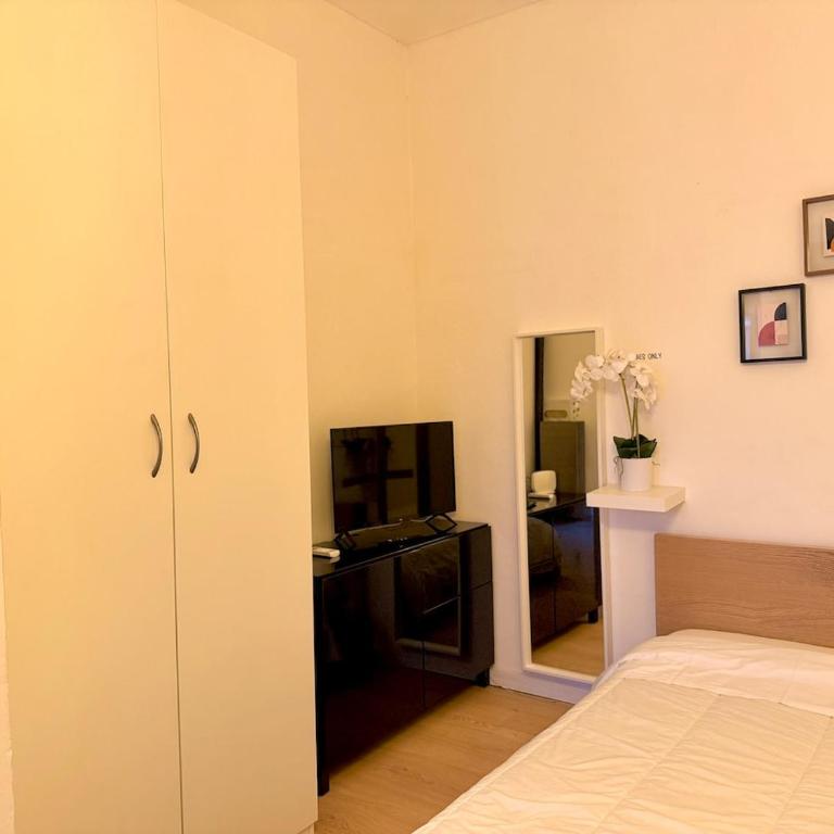 Studio in centro a due passi dalla metro - Appartamento con 1 Camera da Letto - 16