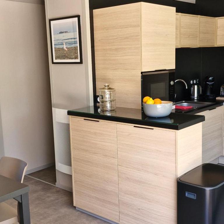 Cottage premium au cœur de la pinède, idéal pour des vacances en familles et entre amis - Maison 2 Chambres - 10
