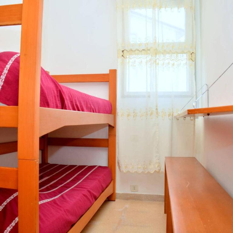 Semi-detached villa with large private garden - Appartamento - 9