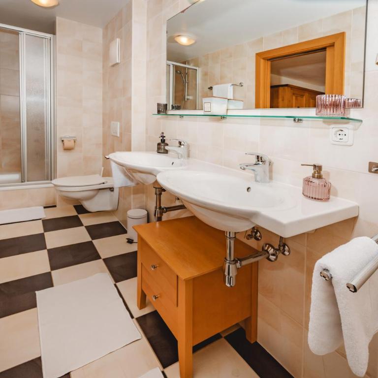 Haus Weyerbach Apartments - Deluxe Apartment - 4