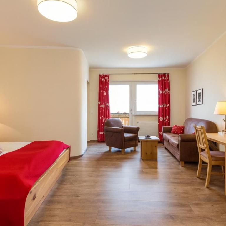 Heidi-Hotel Falkertsee - Kinderhotel - Deluxe Familiensuite - 4