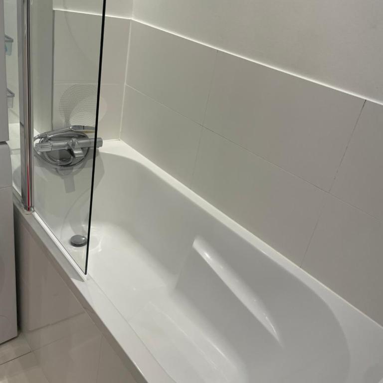 Le Rapp 6, Appartement de Standing 3 chambres, 7 personnes &1 bébé, Cosy et familial ultra équipé Emplacement Idéal proche Gare Centre ville Marchés de Noël Quartier Tribunal Contades - Three-Bedroom Apartment - 34