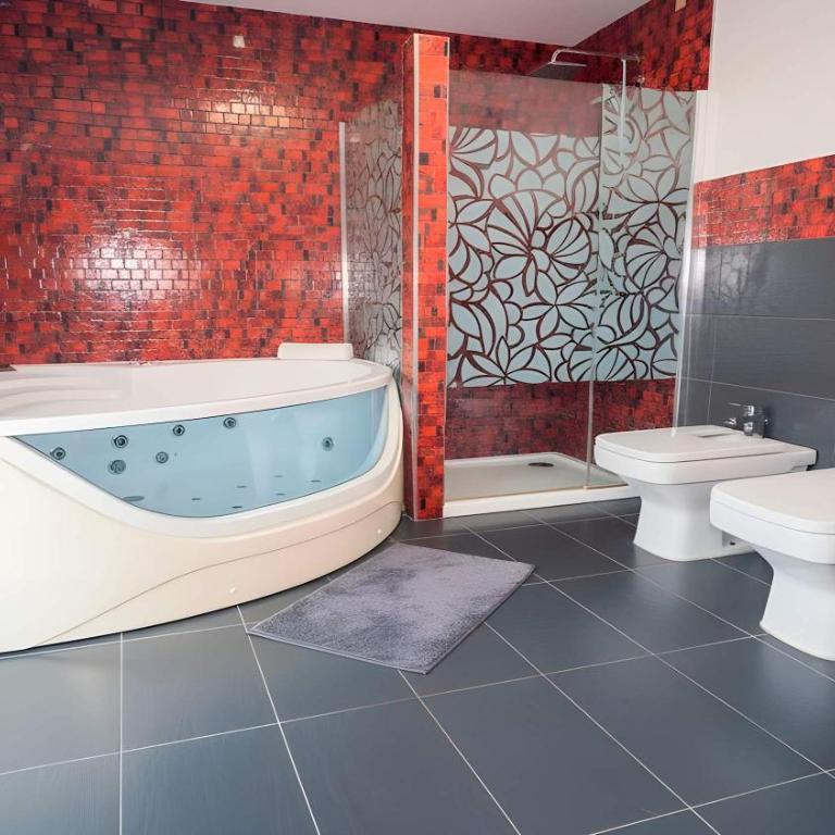Chalet con Piscina Privada, Jardín y Gran Capacidad 18 personas - Casa de 6 dormitorios - 17