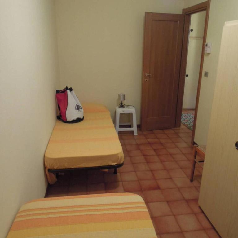 Cozy flat with shared pools and private garden - Appartamento - 17