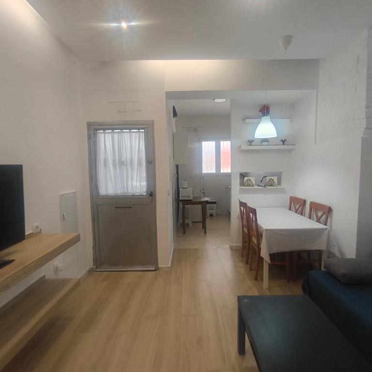 Apartamento Playa Zapillo - Two-Bedroom Apartment - 6