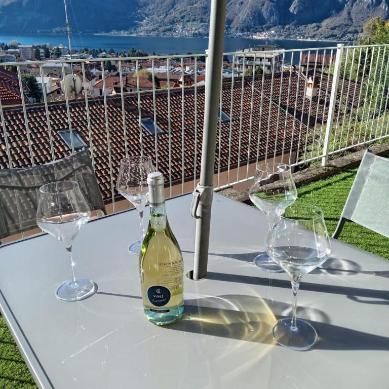 Lake view apartment and private covered parking space- La Terrazza di Jo - Monolocale con Vista Lago - 30