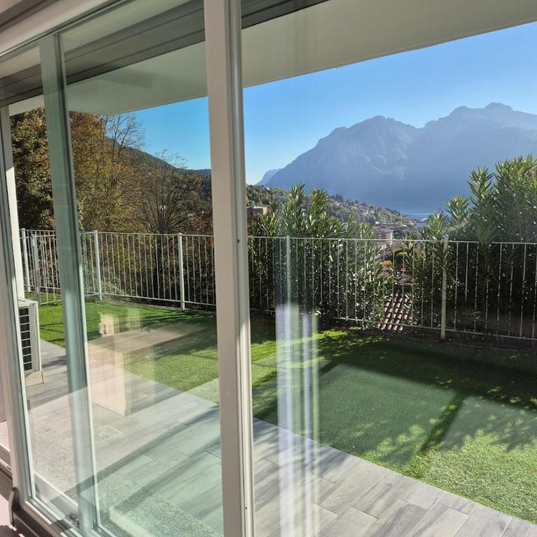 Lake view apartment and private covered parking space- La Terrazza di Jo - Monolocale con Vista Lago - 32