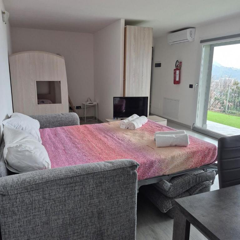 Lake view apartment and private covered parking space- La Terrazza di Jo - Monolocale con Vista Lago - 17